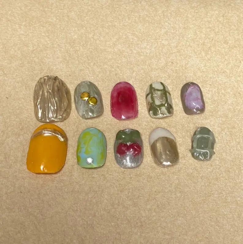 山口さんの作ったネイルチップ